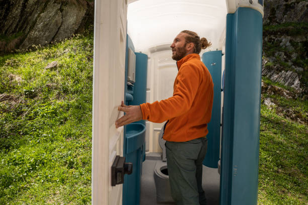 Best Construction site porta potty rental  in Uniontown, AL